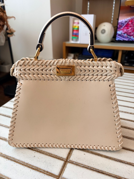 ピーカーブー（ブランドバッグ）の商品画像 - 査定依頼日：2026年1月9日 - 最高査定価格：250,000円