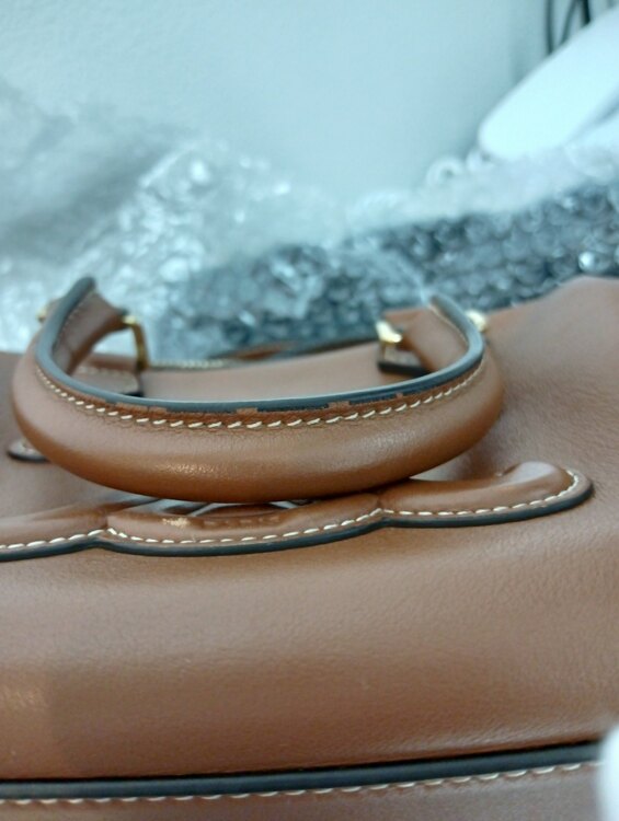 スモール ボストン / スムースカーフスキン（ブランドバッグ）の商品画像 - 査定依頼日：2025年2月9日 - 最高査定価格：200,000円