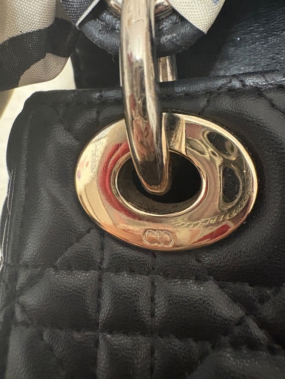 ディオール  （ブランドバッグ）の商品画像 - 査定依頼日：2026年3月19日 - 最高査定価格：280,000円
