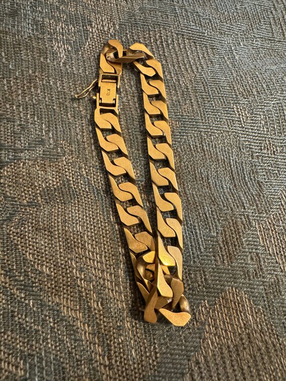 K18ブレスレット30g（金・貴金属）の商品画像 - 査定依頼日：2025年5月9日 - 最高査定価格：390,000円