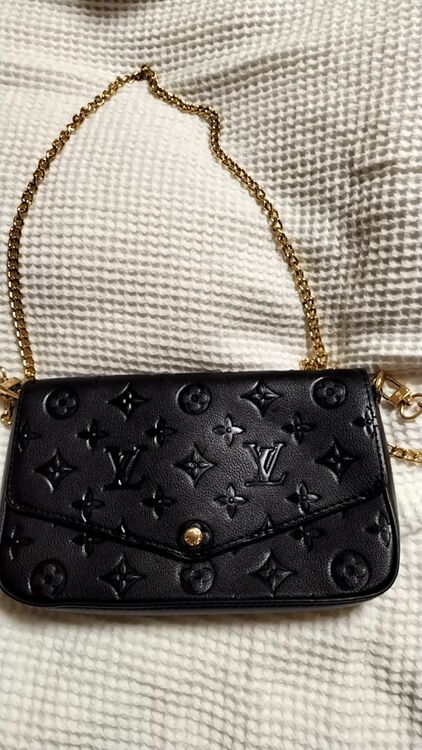 チェーンウォレット（ブランドバッグ）の商品画像 - 査定依頼日：2025年10月25日 - 最高査定価格：120,000円