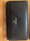 プラダ長財布（ブランド財布・小物）の商品画像 - 査定依頼日：2023年8月25日 - 最高査定価格：10,000円