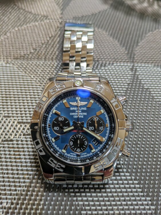 ブライトリング クロノマット ABO110（高級時計）の商品画像 - 査定依頼日：2026年2月1日 - 最高査定価格：420,000円