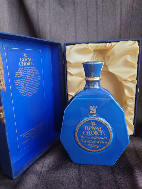 Long John ROYAL CHOICE 21年（お酒）の商品画像 - 査定依頼日：2025年5月21日 - 最高査定価格：4,500円