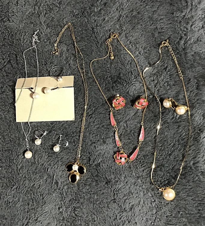 アクセサリー（古着・ファッション）の商品画像 - 査定依頼日：2020年4月18日