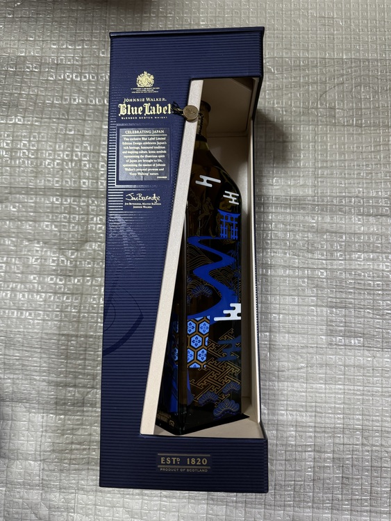 ブルーラベル　ジャパンリミテッド　エディション　2019 750ml（お酒）の商品画像 - 査定依頼日：2025年3月29日 - 最高査定価格：21,000円