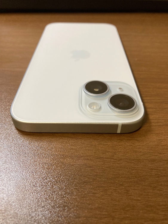 iPhone iPhone 15 256GB SIMフリー（スマホ）の商品画像 - 査定依頼日：2026年9月24日 - 最高査定価格：75,000円