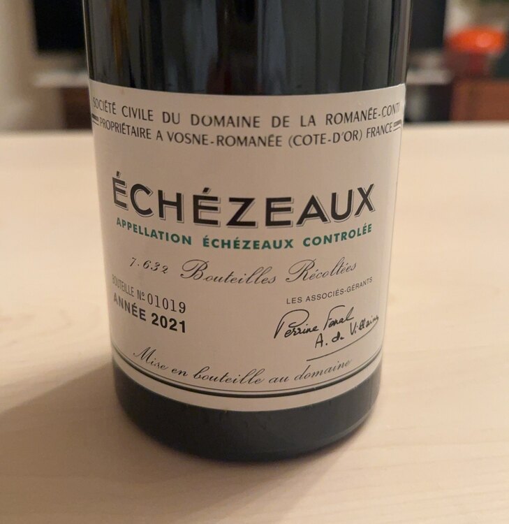 ワイン エシェゾー （お酒）の商品画像 - 査定依頼日：2025年5月27日 - 最高査定価格：360,000円