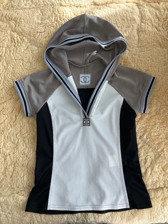 スポーツロゴメッシュトップカットソー（古着・ファッション）の商品画像 - 査定依頼日：2025年12月5日 - 最高査定価格：20,000円