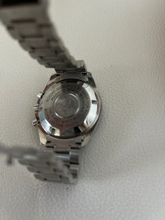 オメガ スピードマスター 7716060（高級時計）の商品画像 - 査定依頼日：2025年4月16日 - 最高査定価格：600,000円