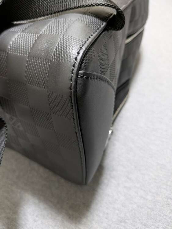 ダミエバックパック（ブランドバッグ）の商品画像 - 査定依頼日：2025年1月15日 - 最高査定価格：200,000円