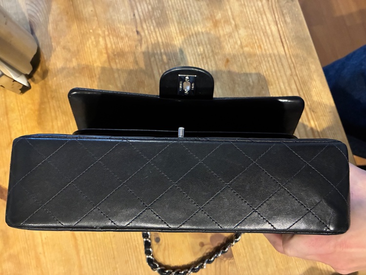 マトラッセ（古着・ファッション）の商品画像 - 査定依頼日：2026年2月7日 - 最高査定価格：100,000円