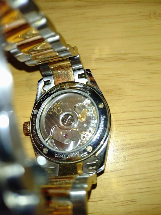 オメガ シーマスター 2303.30（高級時計）の商品画像 - 査定依頼日：2025年8月26日 - 最高査定価格：750,000円