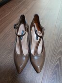 パンプスサンダル（古着・ファッション）の商品画像 - 査定依頼日：2026年9月18日 - 最高査定価格：100,000円