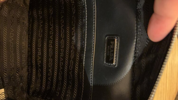 プラダ  （ブランドバッグ）の商品画像 - 査定依頼日：2025年4月23日 - 最高査定価格：100,000円