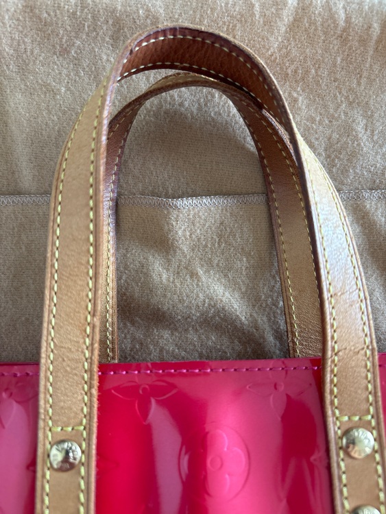 ヴェルニ　リードPM（ブランドバッグ）の商品画像 - 査定依頼日：2025年9月10日 - 最高査定価格：40,000円