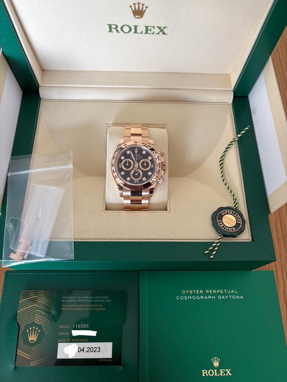 デイトナローズゴールド8Pダイヤ（高級時計）の商品画像 - 査定依頼日：2025年11月6日 - 最高査定価格：7,700,000円