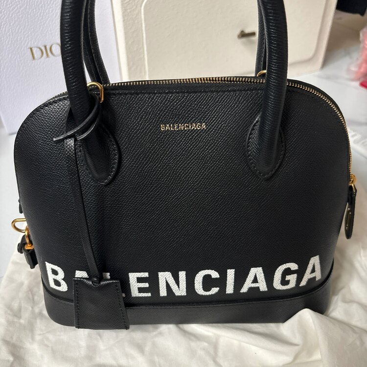 ビルトップ（ブランドバッグ）の商品画像 - 査定依頼日：2025年5月16日 - 最高査定価格：100,000円