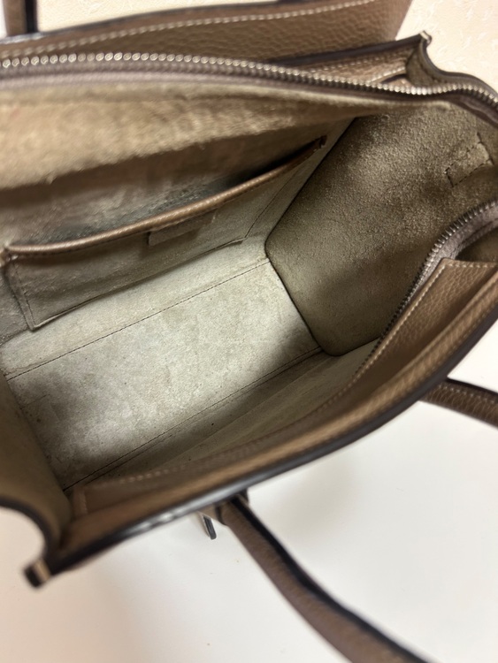 セリーヌ  （ブランドバッグ）の商品画像 - 査定依頼日：2025年8月12日 - 最高査定価格：140,000円