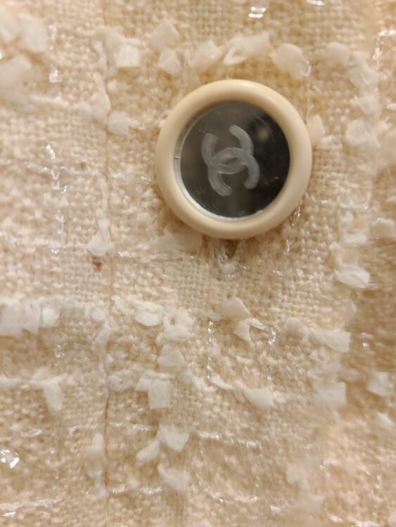 ツイードジャケット（古着・ファッション）の商品画像 - 査定依頼日：2025年11月25日 - 最高査定価格：60,000円