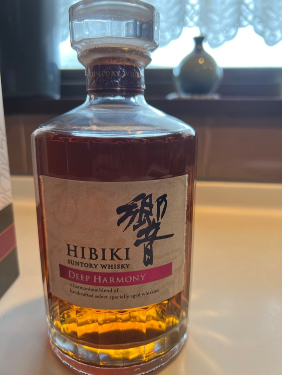 響　ディープハーモニー（お酒）の商品画像 - 査定依頼日：2025年9月28日 - 最高査定価格：150,000円