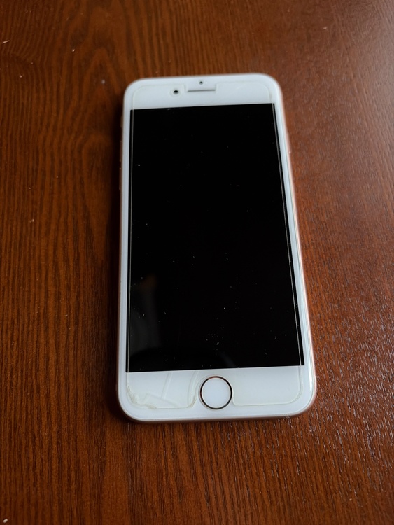 iPhone8 64GB Softbank（スマホ）の商品画像 - 査定依頼日：2026年1月17日 - 最高査定価格：6,000円