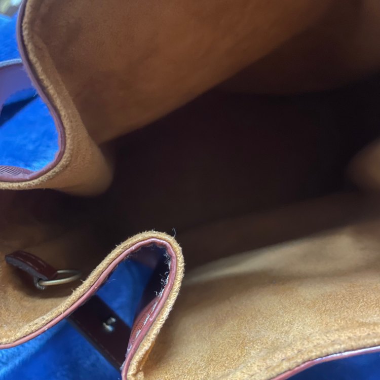 ルイヴィトン エピ （ブランドバッグ）の商品画像 - 査定依頼日：2023年4月24日 - 最高査定価格：40,000円