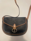 ディオール  （ブランドバッグ）の商品画像 - 査定依頼日：2026年3月25日 - 最高査定価格：7,000円