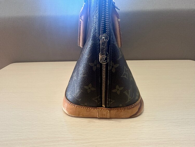 ルイヴィトン モノグラム （ブランドバッグ）の商品画像 - 査定依頼日：2025年1月13日 - 最高査定価格：20,000円