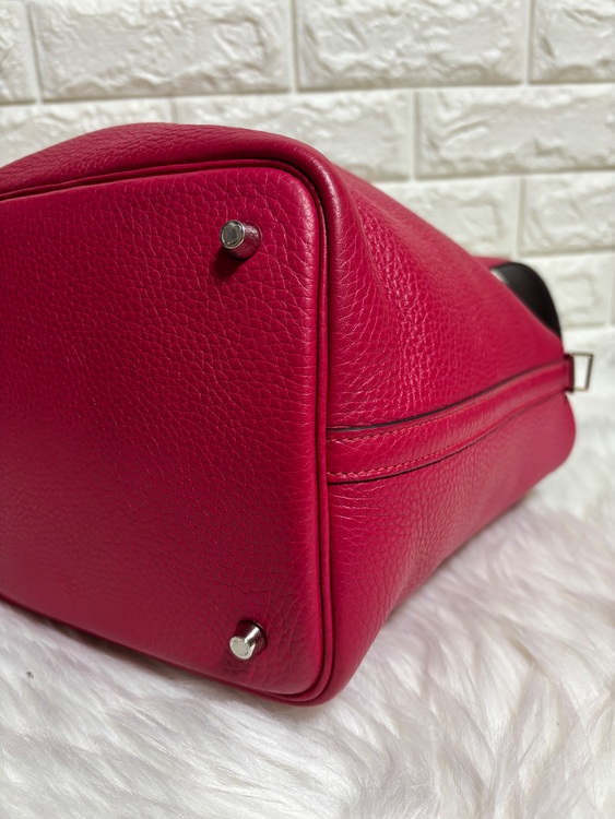 エルメス ピコタンロックエクラＭＭ トリヨンクレマンス/ヴォースイフト フランボ（ブランドバッグ）の商品画像 - 査定依頼日：2025年11月23日 - 最高査定価格：500,000円