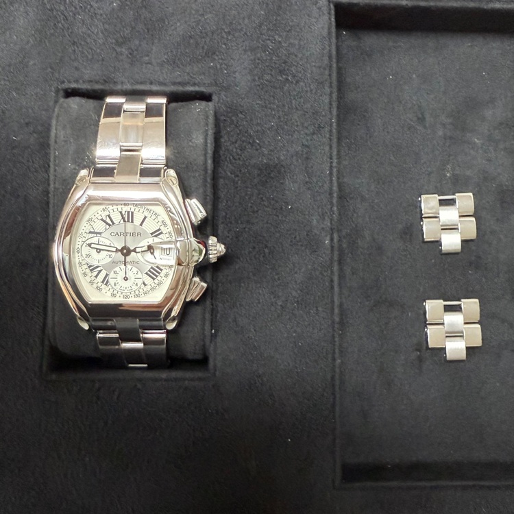 ロードスタークロノグラフ（高級時計）の商品画像 - 査定依頼日：2025年10月2日 - 最高査定価格：630,000円