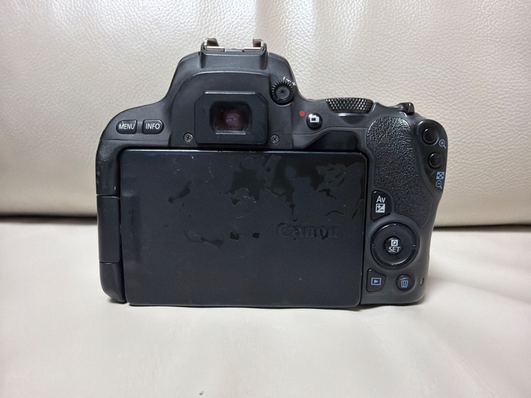 EOSkissx9（カメラ）の商品画像 - 査定依頼日：2026年9月4日 - 最高査定価格：26,000円