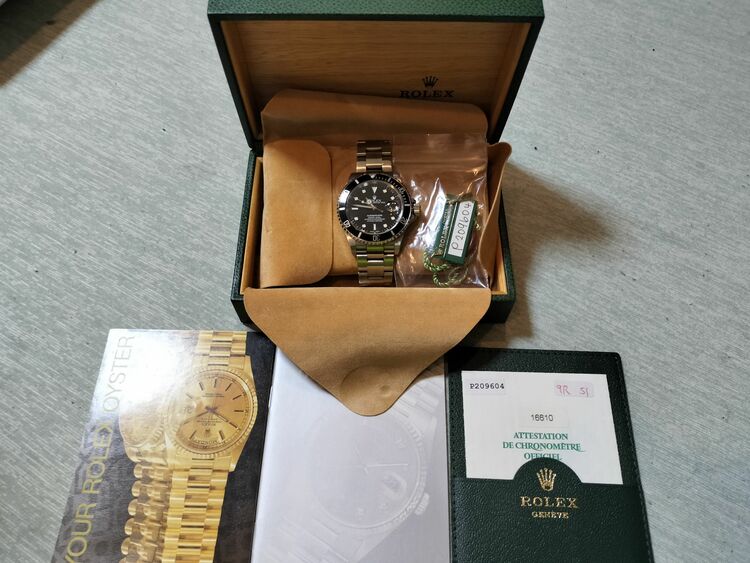 ロレックス サブマリーナー 16610（高級時計）の商品画像 - 査定依頼日：2025年7月26日 - 最高査定価格：1,320,000円