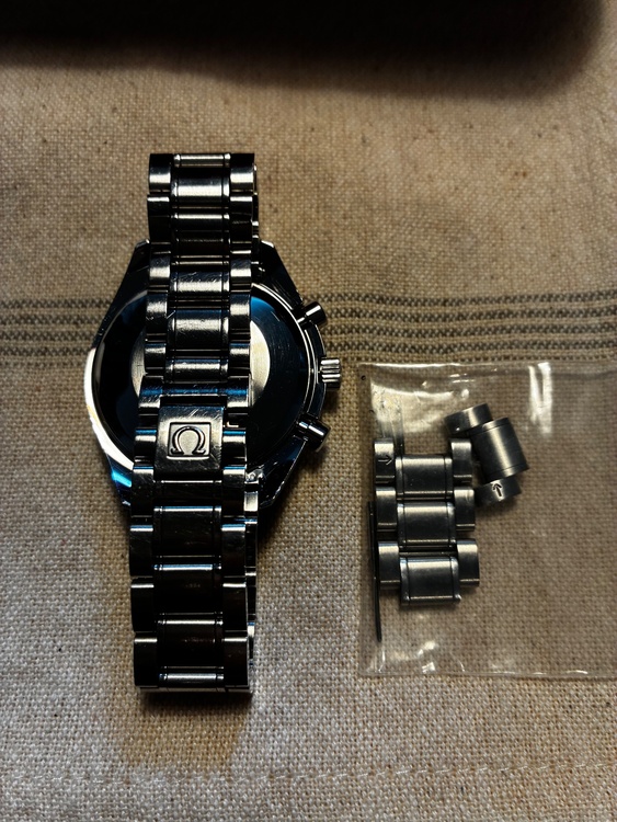 オメガ スピードマスター でいでい（高級時計）の商品画像 - 査定依頼日：2025年12月11日 - 最高査定価格：280,000円