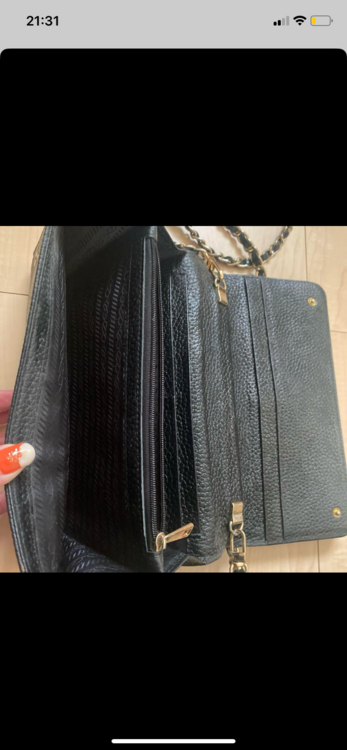 プラダ  （ブランドバッグ）の商品画像 - 査定依頼日：2025年4月30日 - 最高査定価格：100,000円