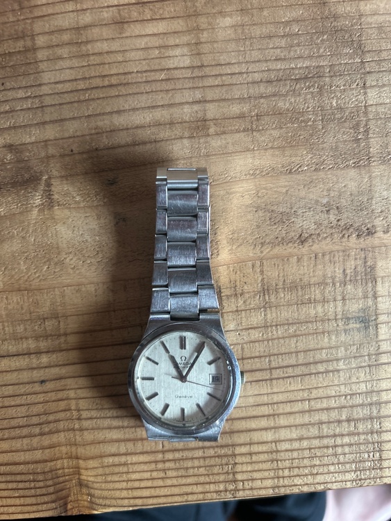 ジュネーブ（高級時計）の商品画像 - 査定依頼日：2026年3月7日 - 最高査定価格：100,000円