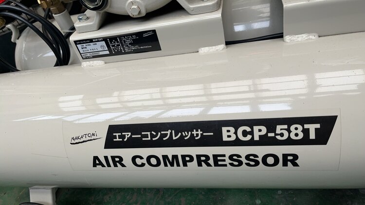 エアーコンプレッサー（電動工具・農機具・業務用機械）の商品画像 - 査定依頼日：2024年9月24日 - 最高査定価格：30,000円
