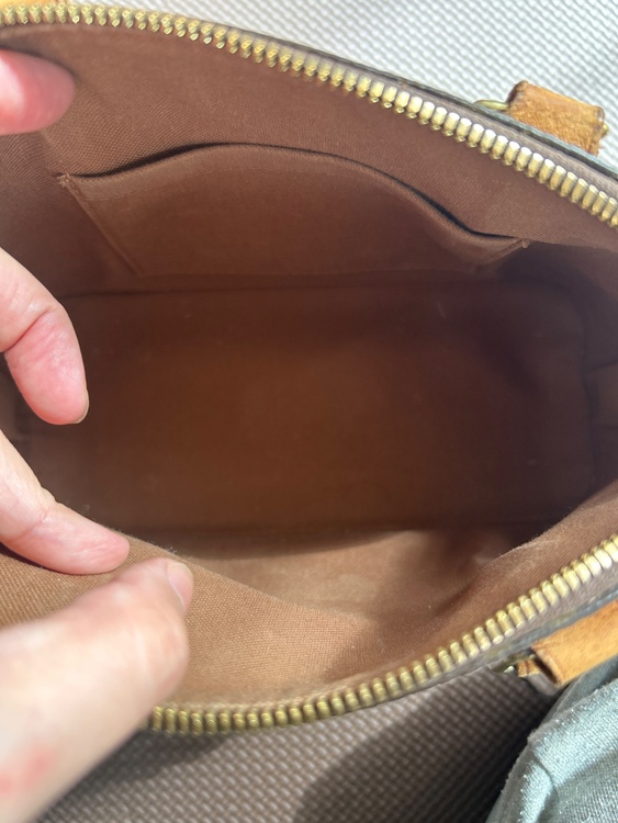 アルマBB（ブランドバッグ）の商品画像 - 査定依頼日：2026年3月10日 - 最高査定価格：150,000円