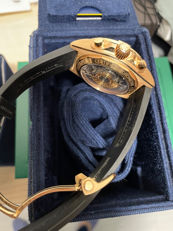 ブライトリング クロノマット RB013（高級時計）の商品画像 - 査定依頼日：2025年9月25日 - 最高査定価格：1,620,000円