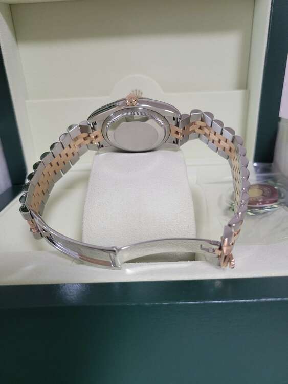 ロレックス デイトジャスト 116231NG（高級時計）の商品画像 - 査定依頼日：2025年3月1日 - 最高査定価格：1,900,000円