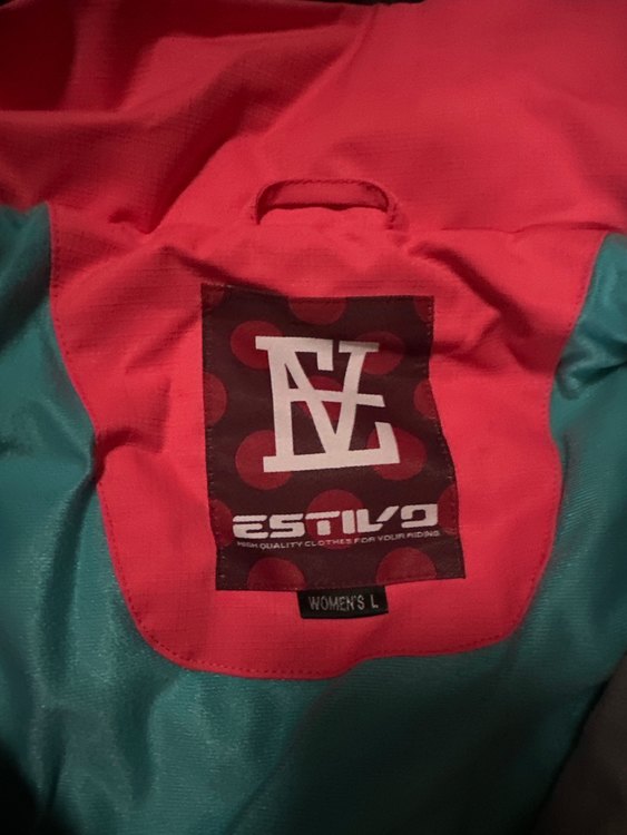 ESTIVO（アウトドア用品）の商品画像 - 査定依頼日：2023年2月13日