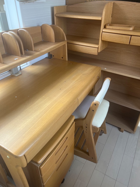 学習机（家具・寝具）の商品画像 - 査定依頼日：2026年2月12日 - 最高査定価格：5,000円