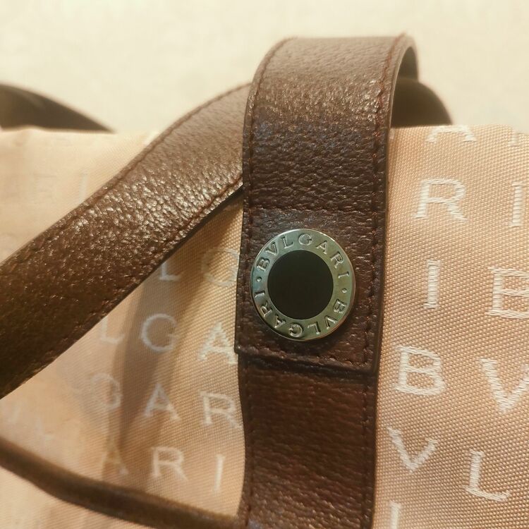 ブルガリトートバッグ（ブランドバッグ）の商品画像 - 査定依頼日：2025年6月13日 - 最高査定価格：100,000円