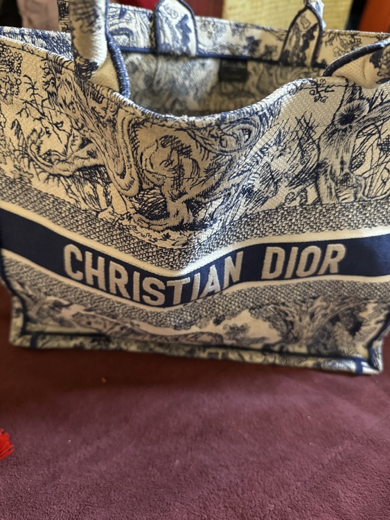 ディオール  （ブランドバッグ）の商品画像 - 査定依頼日：2025年2月5日 - 最高査定価格：120,000円