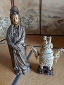 観音菩薩像(ブロンズ)と象牙風香炉です。（美術品・骨董品）の商品画像 - 査定依頼日：2026年7月21日 - 最高査定価格：5,000円