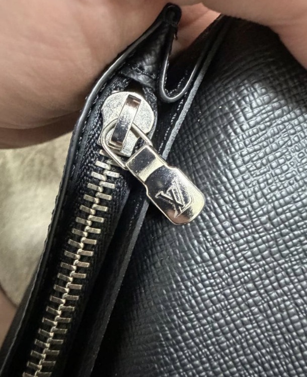 ルイヴィトン タイガ （ブランドバッグ）の商品画像 - 査定依頼日：2026年3月24日 - 最高査定価格：55,000円