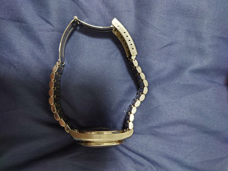 オメガ スピードマスター 3510.50（高級時計）の商品画像 - 査定依頼日：2025年12月20日 - 最高査定価格：300,000円