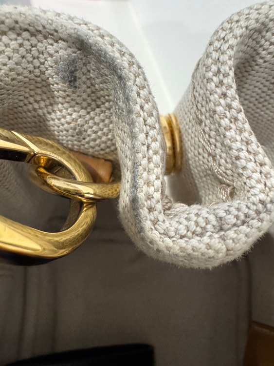 1BG464_2CX9_F0018_V_8OM（ブランドバッグ）の商品画像 - 査定依頼日：2026年3月19日 - 最高査定価格：105,000円