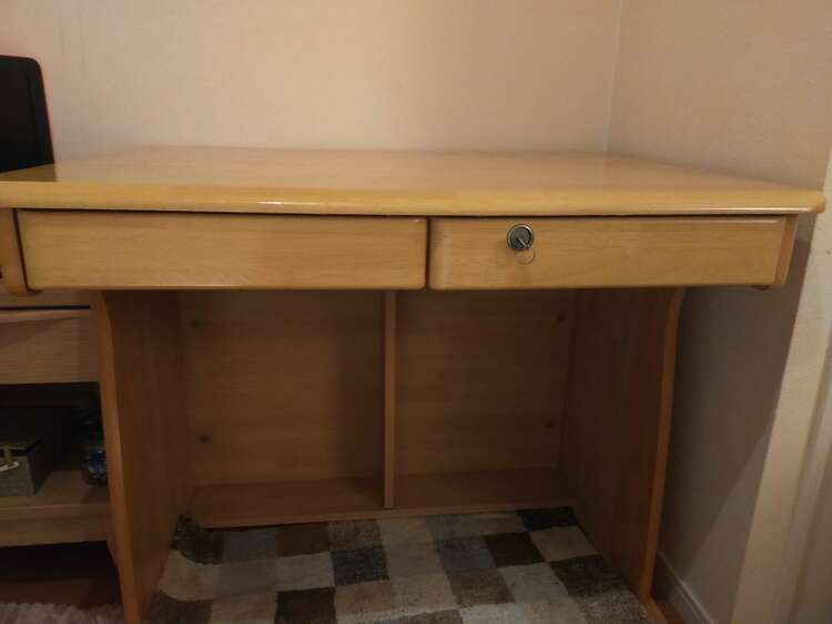 学習机　ロットNo.20021122　（家具・寝具）の商品画像 - 査定依頼日：2025年1月15日 - 最高査定価格：1円