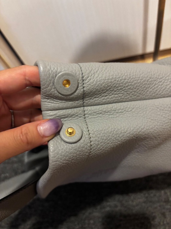 ヴィッテロダイノ レザー（ブランドバッグ）の商品画像 - 査定依頼日：2025年9月15日 - 最高査定価格：120,000円